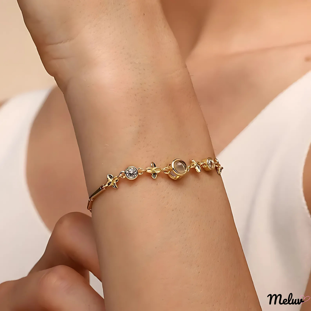 Meluv™ Luxe Clover