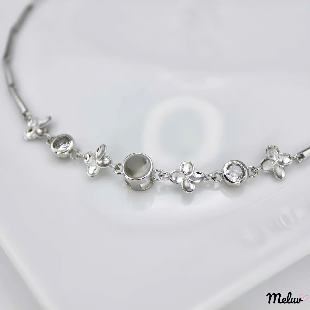 Meluv™ Luxe Clover